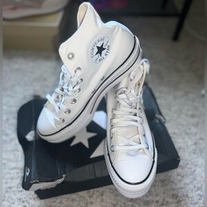 Nike platform converse